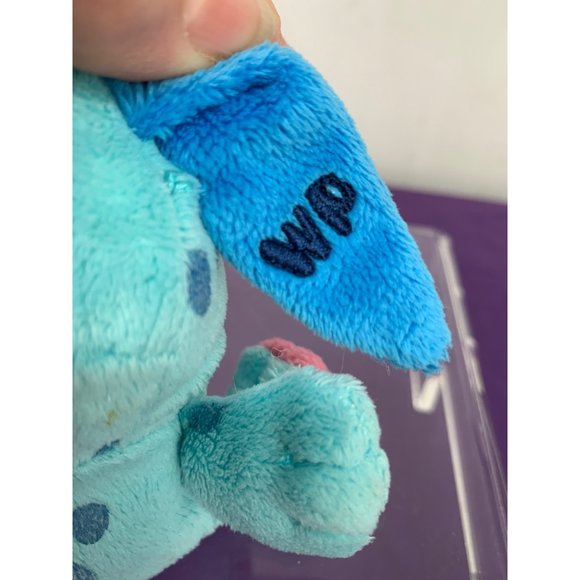 Flawed Wuggle Pets 6” Keychain Blue Puppy Pouch Zippered back Tab Lost 2011 - Picture 4 of 12